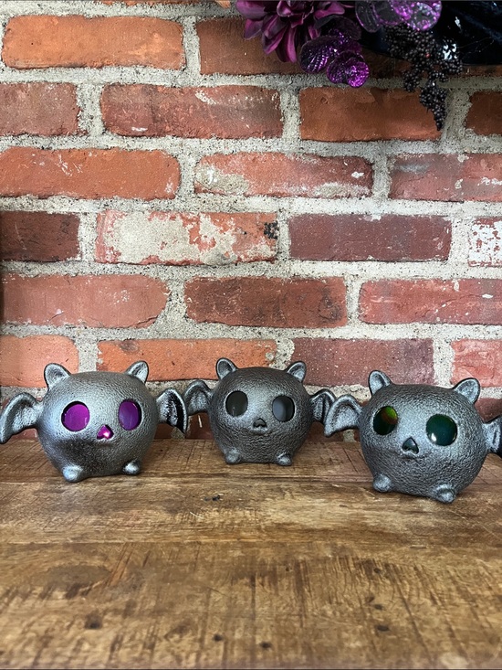 Ghoulish Other - Metallic Bat Habitat Accent - Silver with Colored Eyes